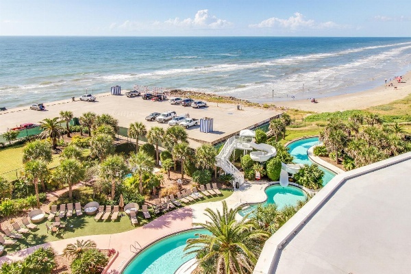 Diamond Beach Condos image 1