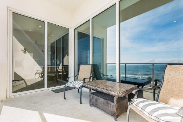 Diamond Beach Condos image 29